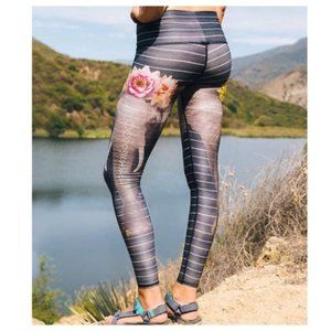 TEEKI Love The Elephant Hot Pants